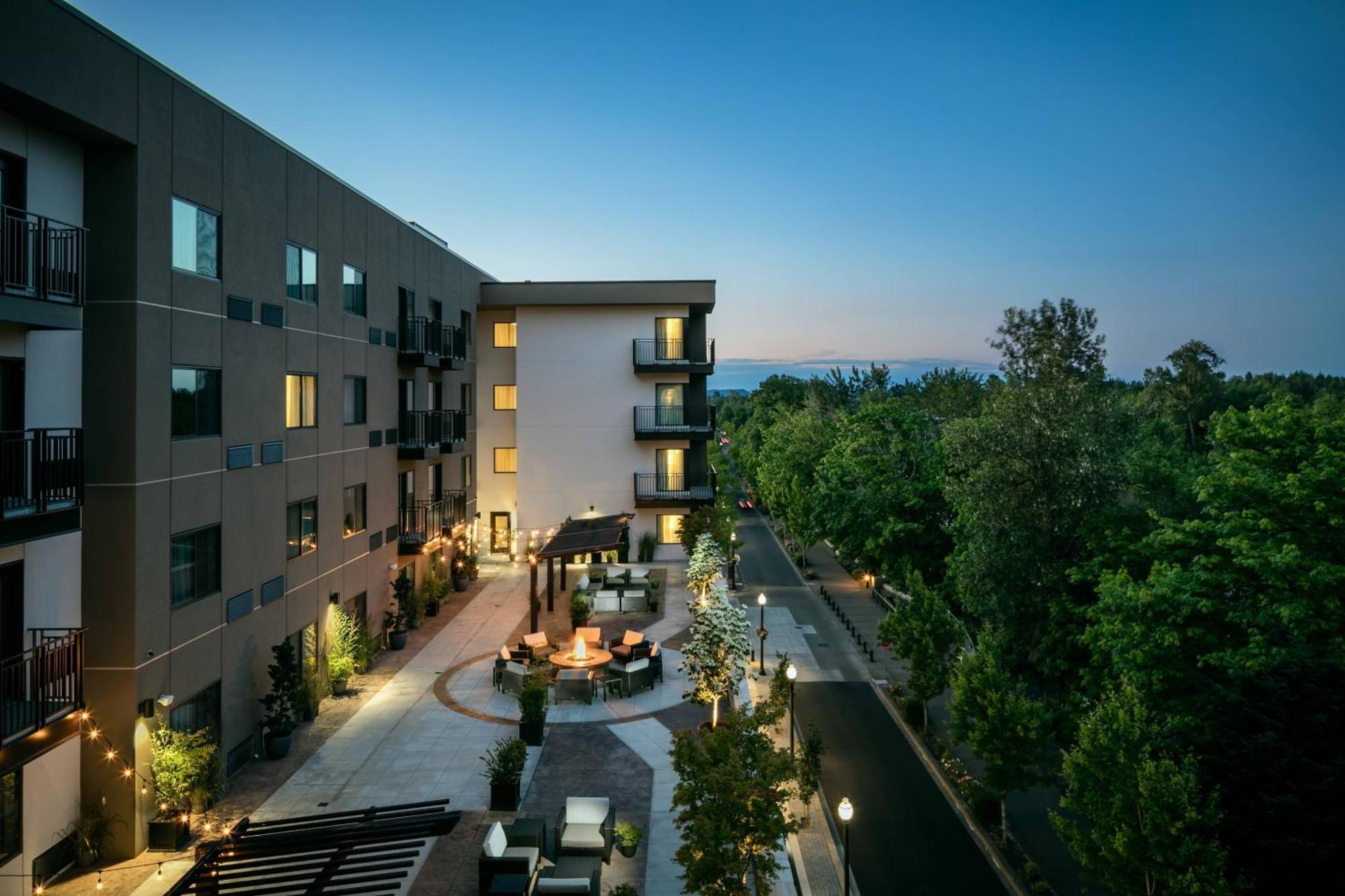 Courtyard By Marriott Корваллис Экстерьер фото